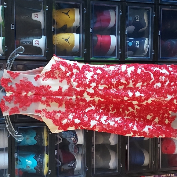 Red & beige sheer and lace formal mermaid prom dress - Picture 5 of 6